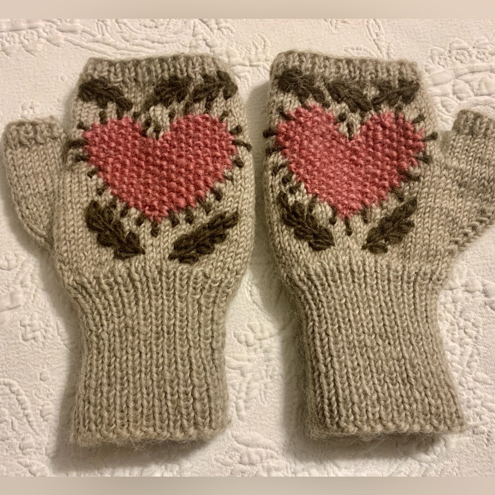 Vintage Heart Handwarmers.